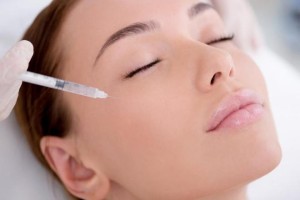 Sau khi tiêm trẻ hoá, nên làm gì để da phục hồi nhanh?