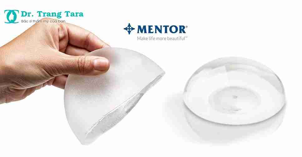 Nâng ngực bằng túi Mentor