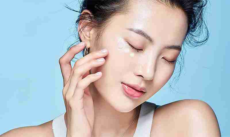 4 phương pháp giúp trẻ hóa đôi mắt hiệu quả