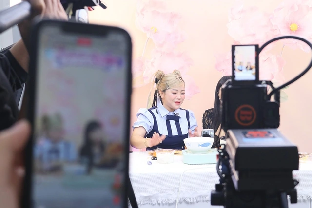 Nâng mũi không nẹp cứng: Lựa chọn số 1 cho người livestream