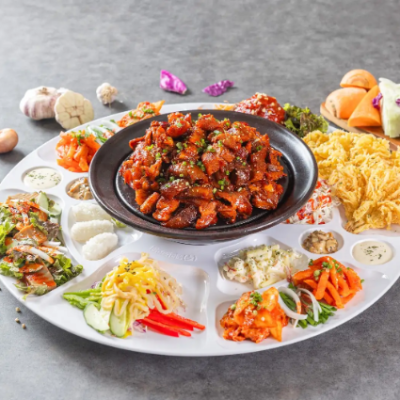Spicy Jokbal Hasang Set (Giant Platter)