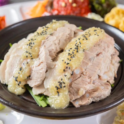 Garlic Pork Jowl Bossam Giant Platter Set